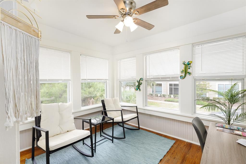 En Venta: $560,000 (4 camas, 0 baños, 1308 Pies cuadrados)