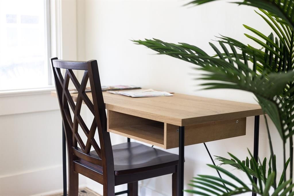 En Venta: $560,000 (4 camas, 0 baños, 1308 Pies cuadrados)