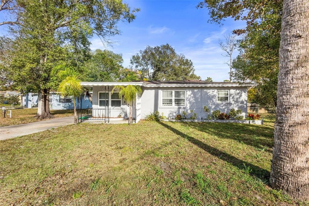 Activo con contrato: $205,000 (2 camas, 1 baños, 980 Pies cuadrados)