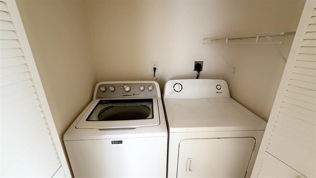 На продажу: $374,500 (4 спален, 2 ванн, 1540 Квадратных фут)