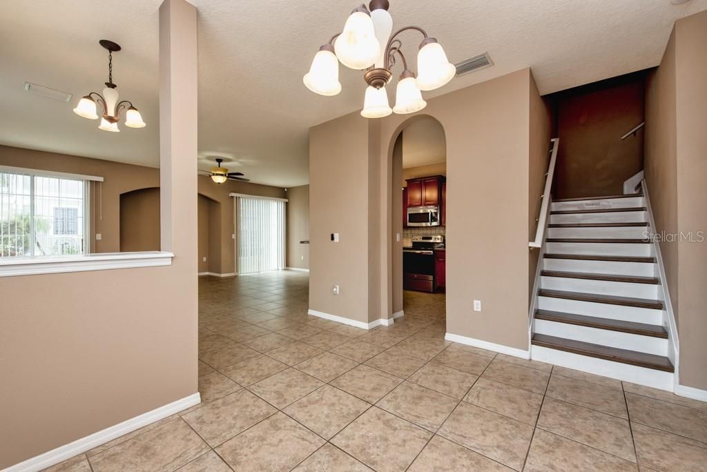 En Venta: $260,000 (3 camas, 2 baños, 1662 Pies cuadrados)