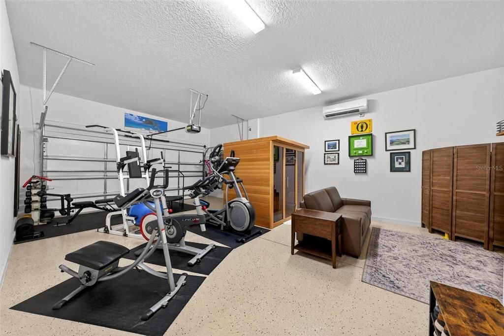 En Venta: $989,900 (3 camas, 3 baños, 2892 Pies cuadrados)