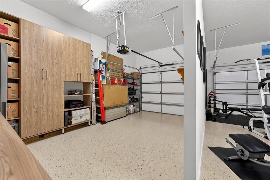 En Venta: $989,900 (3 camas, 3 baños, 2892 Pies cuadrados)