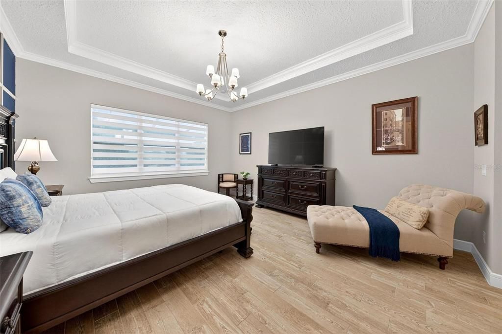 En Venta: $989,900 (3 camas, 3 baños, 2892 Pies cuadrados)