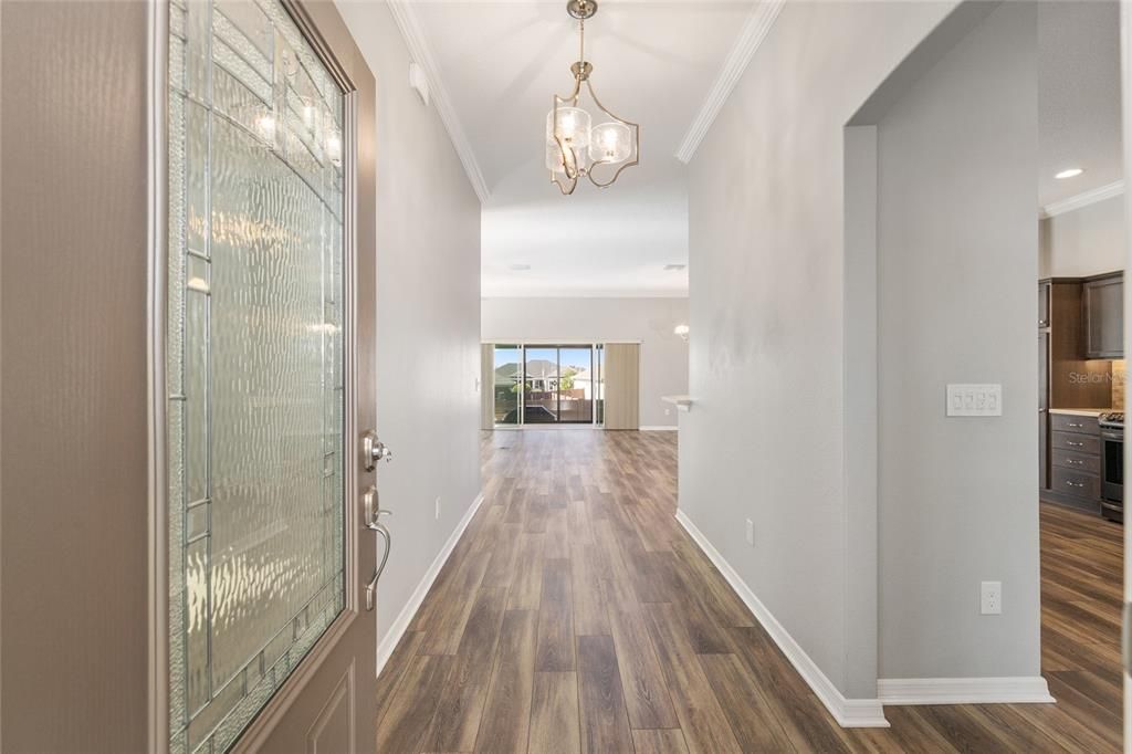 En Venta: $440,000 (3 camas, 2 baños, 1970 Pies cuadrados)