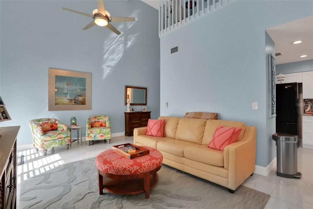 For Sale: $440,000 (2 beds, 2 baths, 1270 Square Feet)