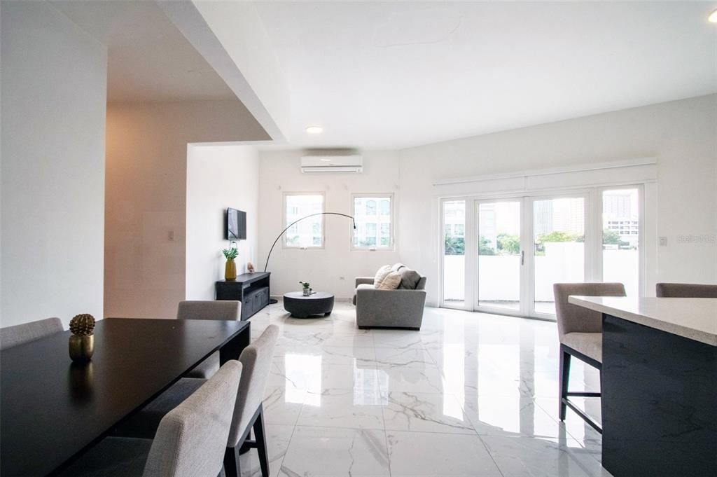 待售: $1,021,150 (3 贝兹, 3 浴室, 1571 平方英尺)