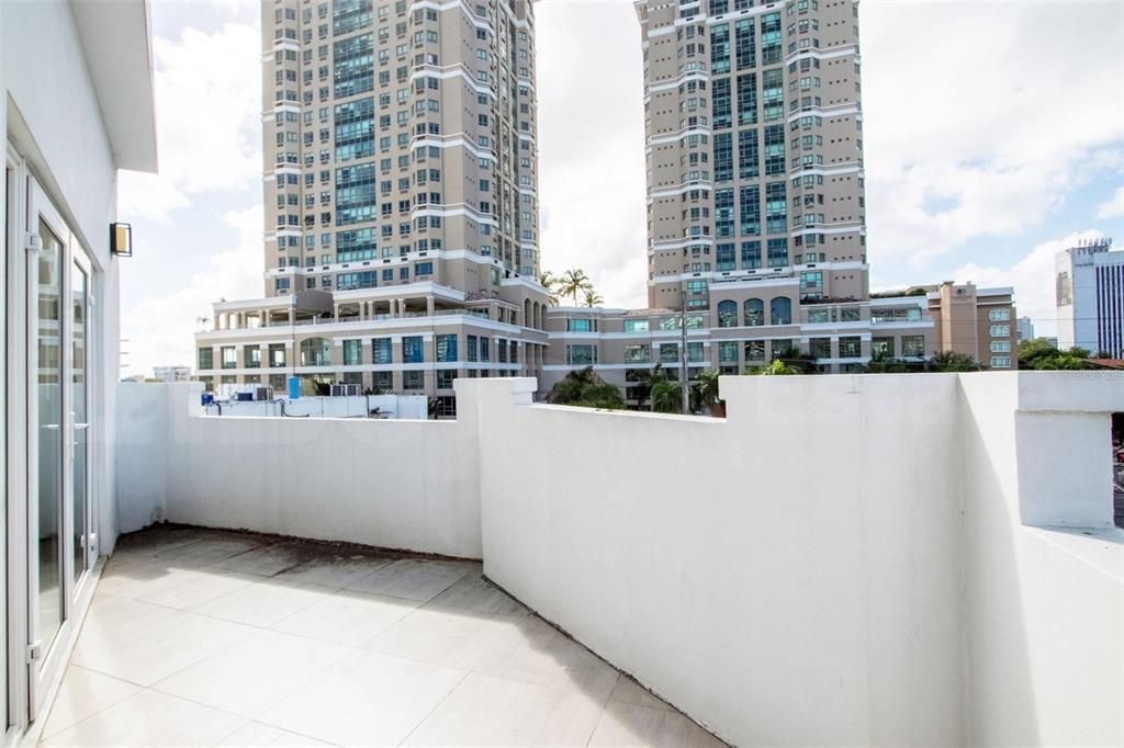 待售: $1,021,150 (3 贝兹, 3 浴室, 1571 平方英尺)