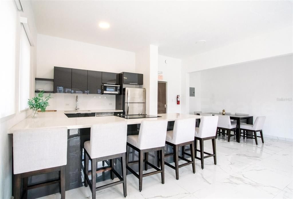 待售: $1,021,150 (3 贝兹, 3 浴室, 1571 平方英尺)