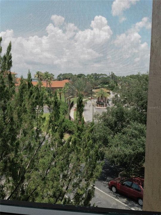 出租: $1,400 (1 贝兹, 1 浴室, 813 平方英尺)