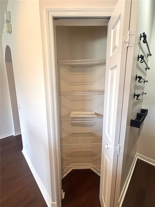 出租: $1,949 (2 贝兹, 2 浴室, 1152 平方英尺)