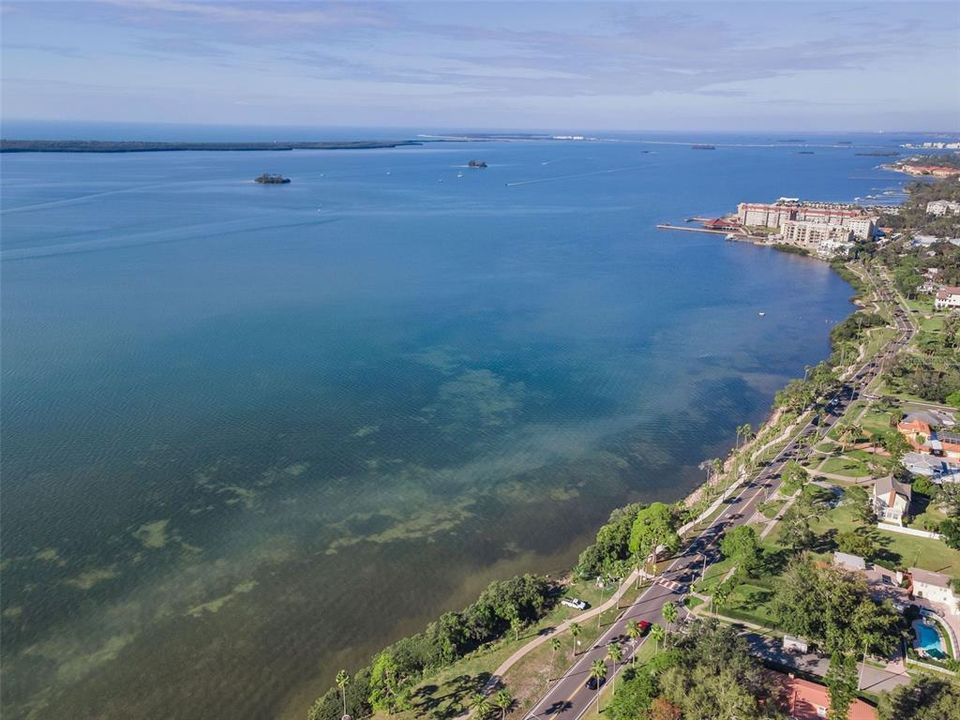 На продажу: $749,000 (3 спален, 2 ванн, 1430 Квадратных фут)