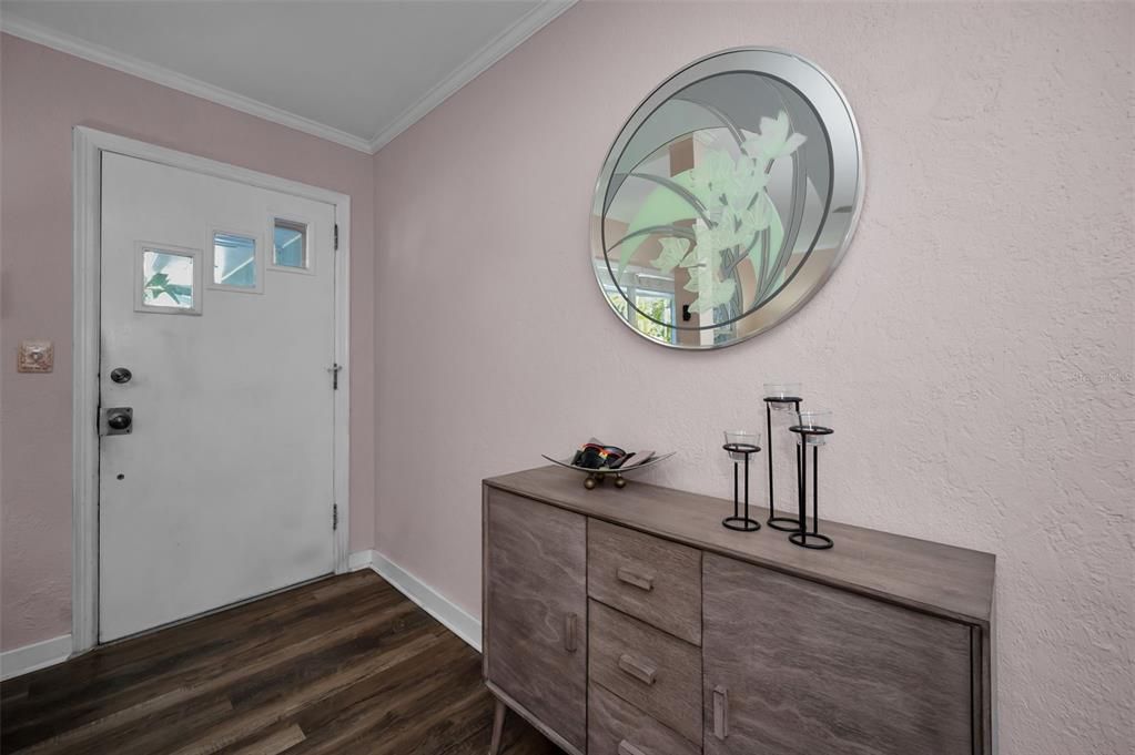 На продажу: $749,000 (3 спален, 2 ванн, 1430 Квадратных фут)