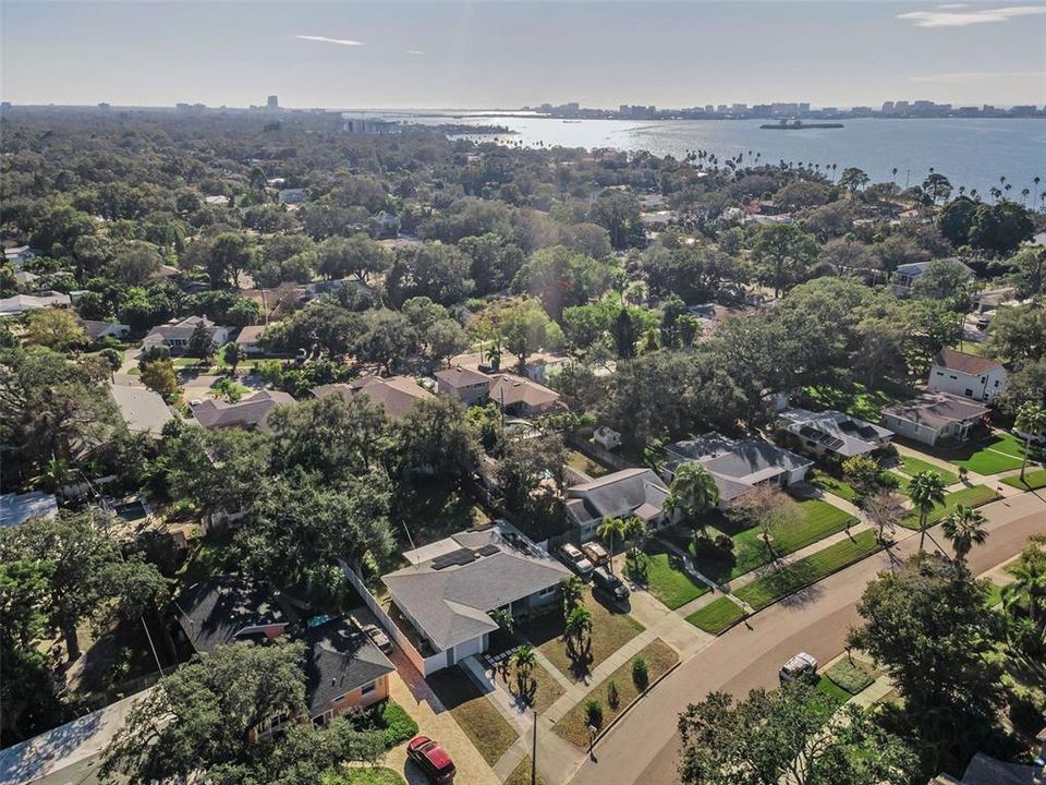 На продажу: $749,000 (3 спален, 2 ванн, 1430 Квадратных фут)