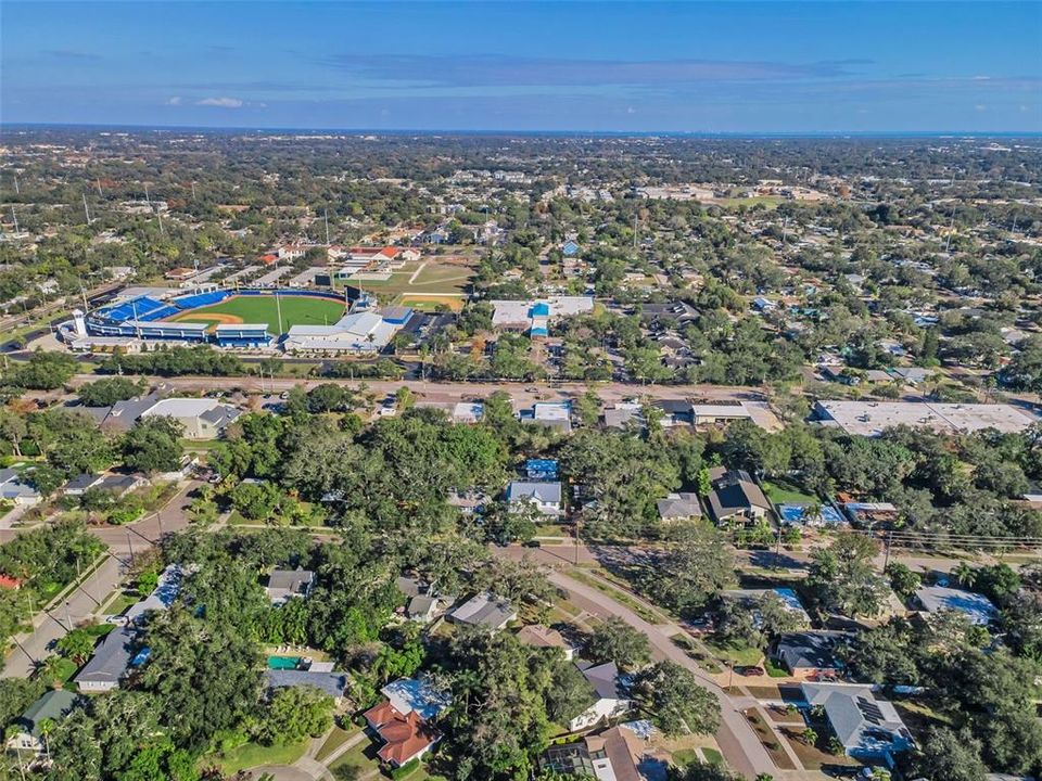 На продажу: $749,000 (3 спален, 2 ванн, 1430 Квадратных фут)