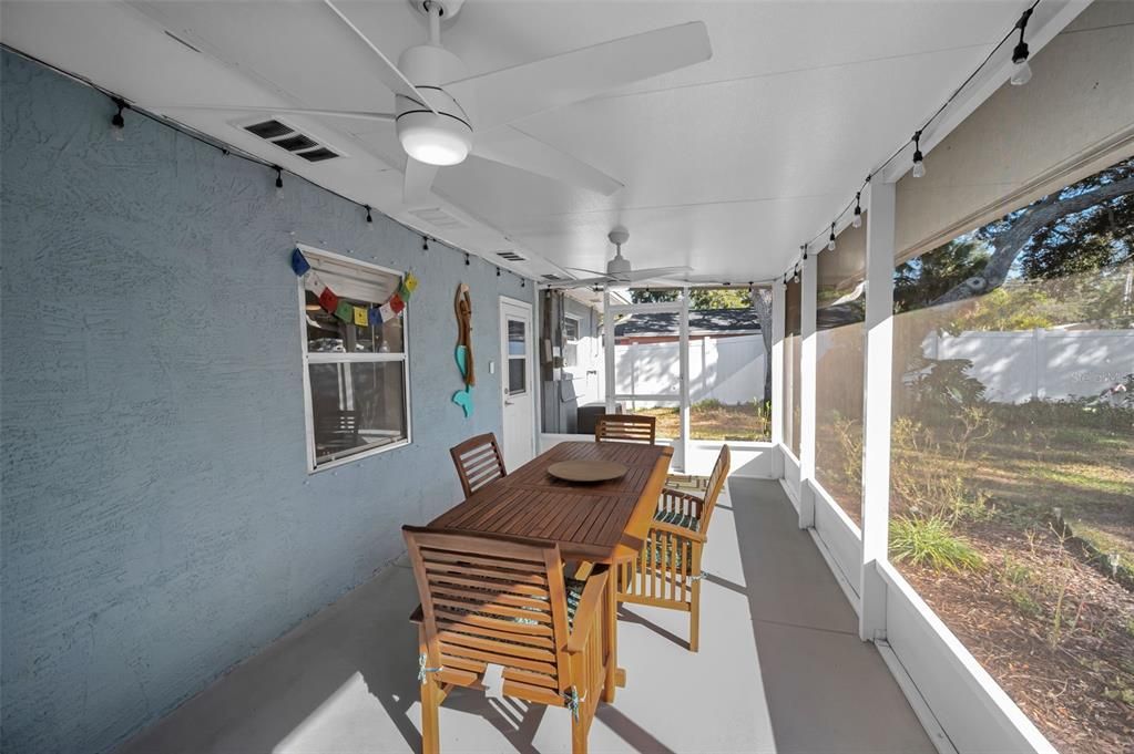 На продажу: $749,000 (3 спален, 2 ванн, 1430 Квадратных фут)