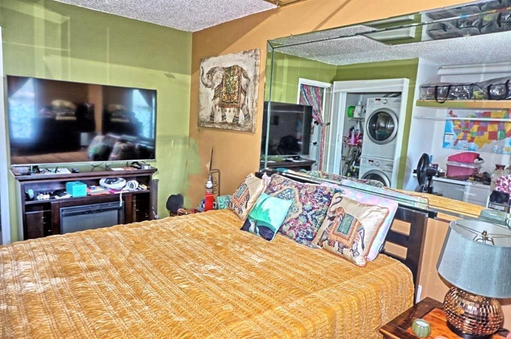 待售: $135,000 (1 贝兹, 1 浴室, 456 平方英尺)