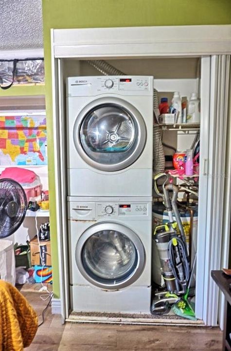 待售: $135,000 (1 贝兹, 1 浴室, 456 平方英尺)