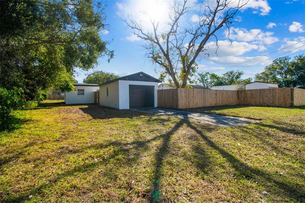 For Sale: $315,000 (3 beds, 2 baths, 1375 Square Feet)