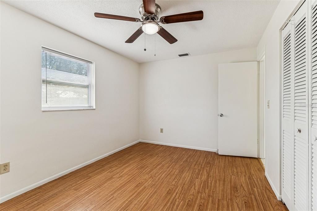 For Sale: $315,000 (3 beds, 2 baths, 1375 Square Feet)