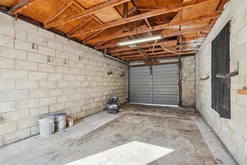 For Sale: $315,000 (3 beds, 2 baths, 1375 Square Feet)