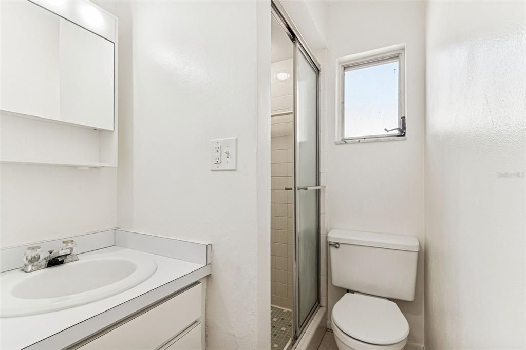 For Sale: $315,000 (3 beds, 2 baths, 1375 Square Feet)