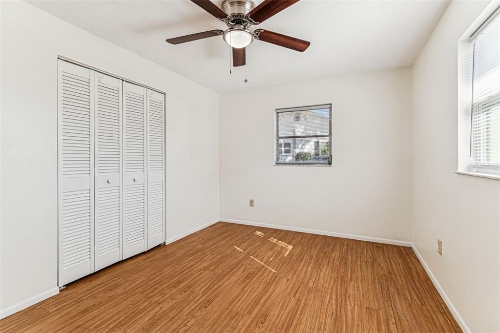 For Sale: $315,000 (3 beds, 2 baths, 1375 Square Feet)