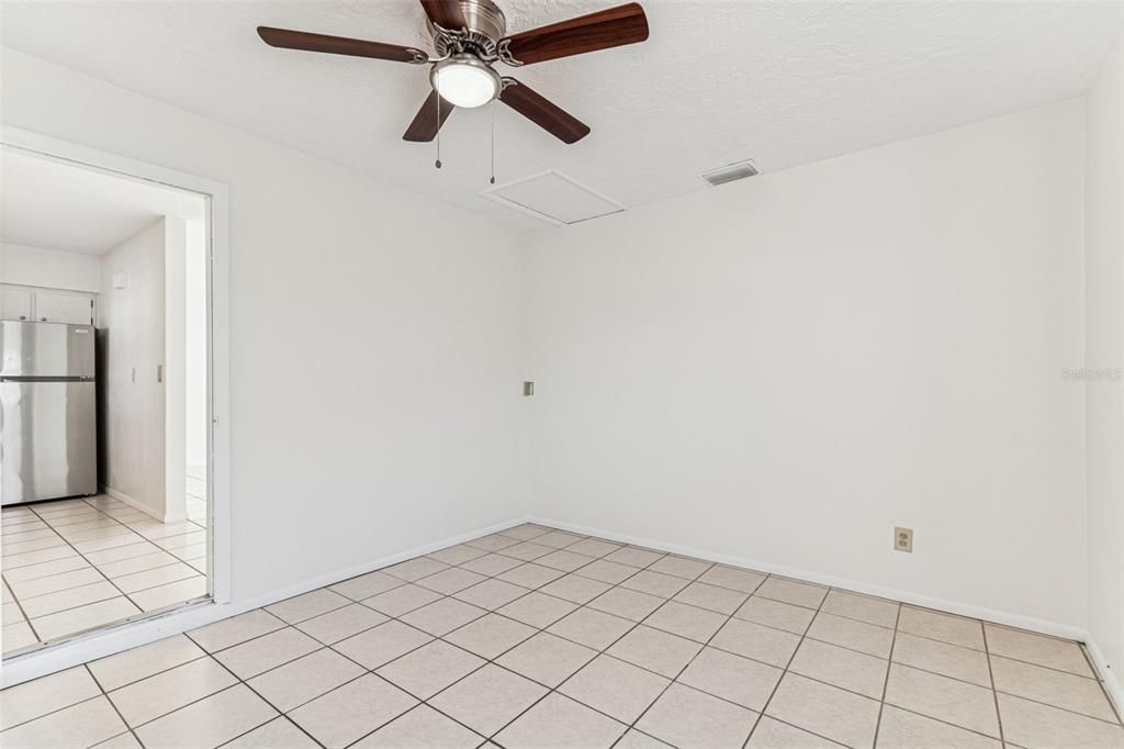 For Sale: $315,000 (3 beds, 2 baths, 1375 Square Feet)