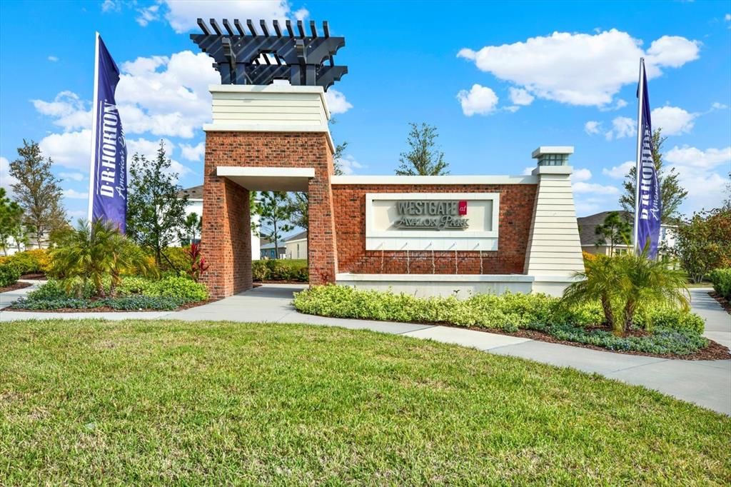 Active With Contract: $299,000 (3 beds, 2 baths, 1758 Square Feet)