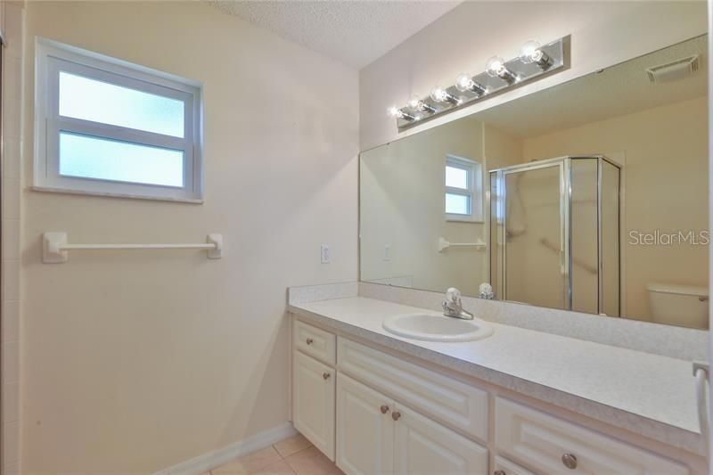 出租: $1,600 (2 贝兹, 2 浴室, 1199 平方英尺)