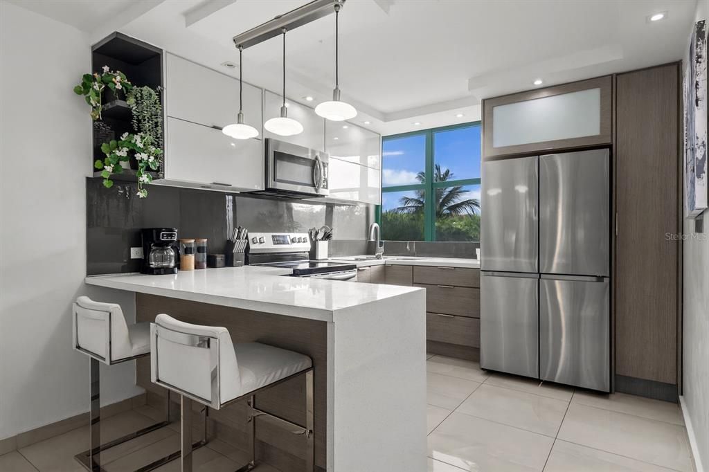 For Sale: $445,000 (3 beds, 2 baths, 1168 Square Feet)