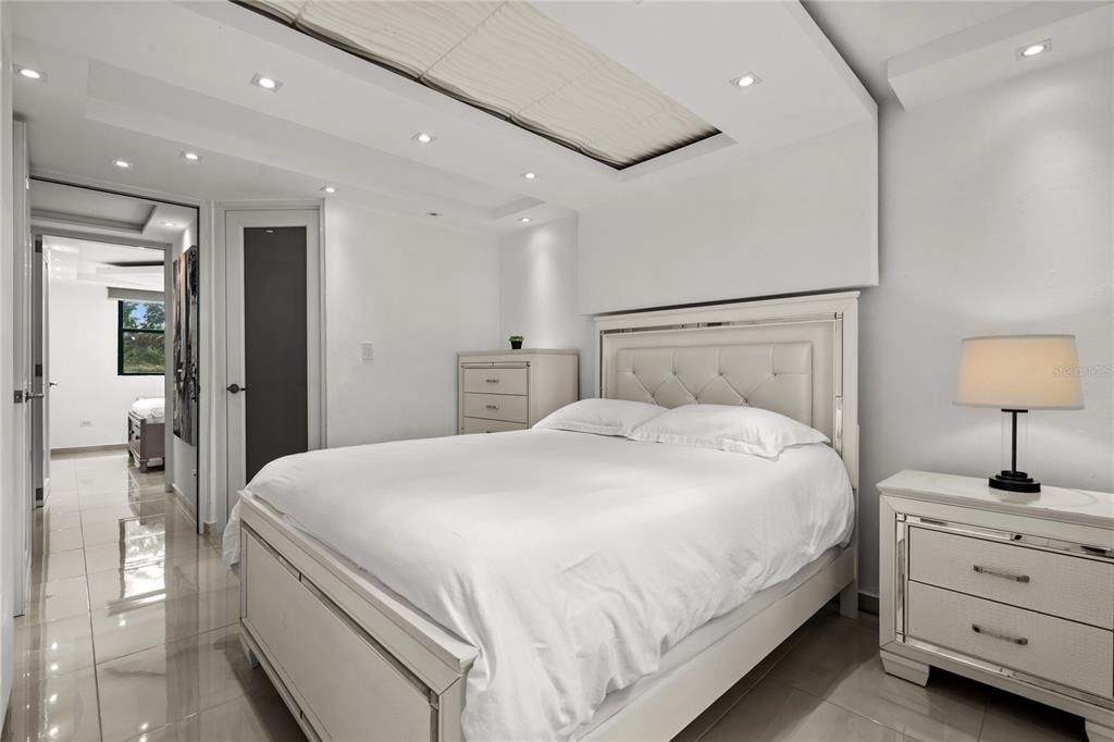 For Sale: $445,000 (3 beds, 2 baths, 1168 Square Feet)