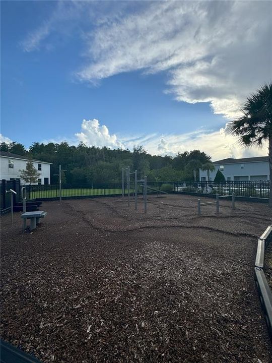 For Rent: $2,300 (4 beds, 3 baths, 2035 Square Feet)
