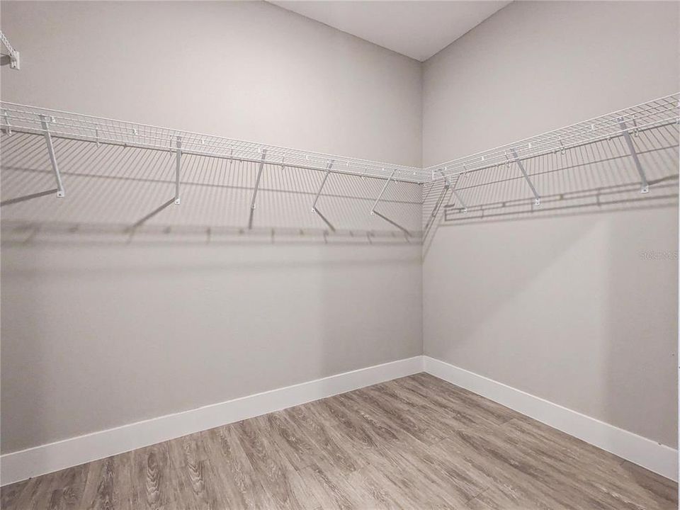 For Rent: $2,295 (3 beds, 2 baths, 1753 Square Feet)