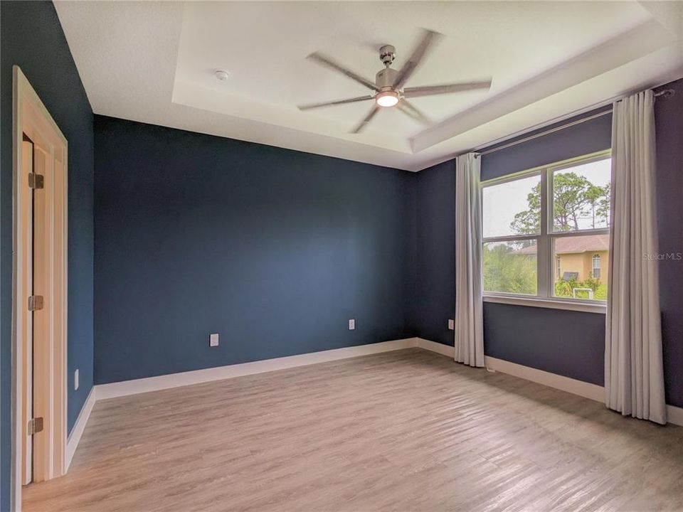 For Rent: $2,295 (3 beds, 2 baths, 1753 Square Feet)