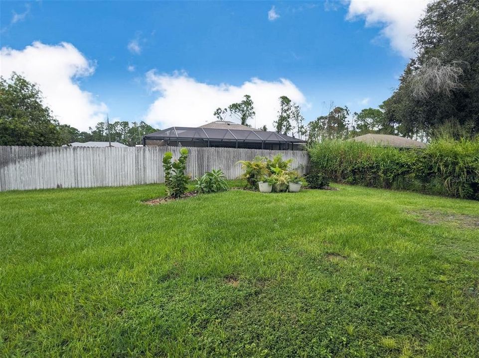 For Rent: $2,295 (3 beds, 2 baths, 1753 Square Feet)