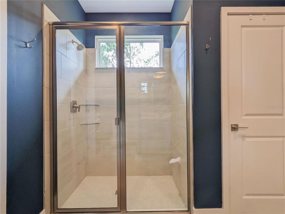 For Rent: $2,295 (3 beds, 2 baths, 1753 Square Feet)