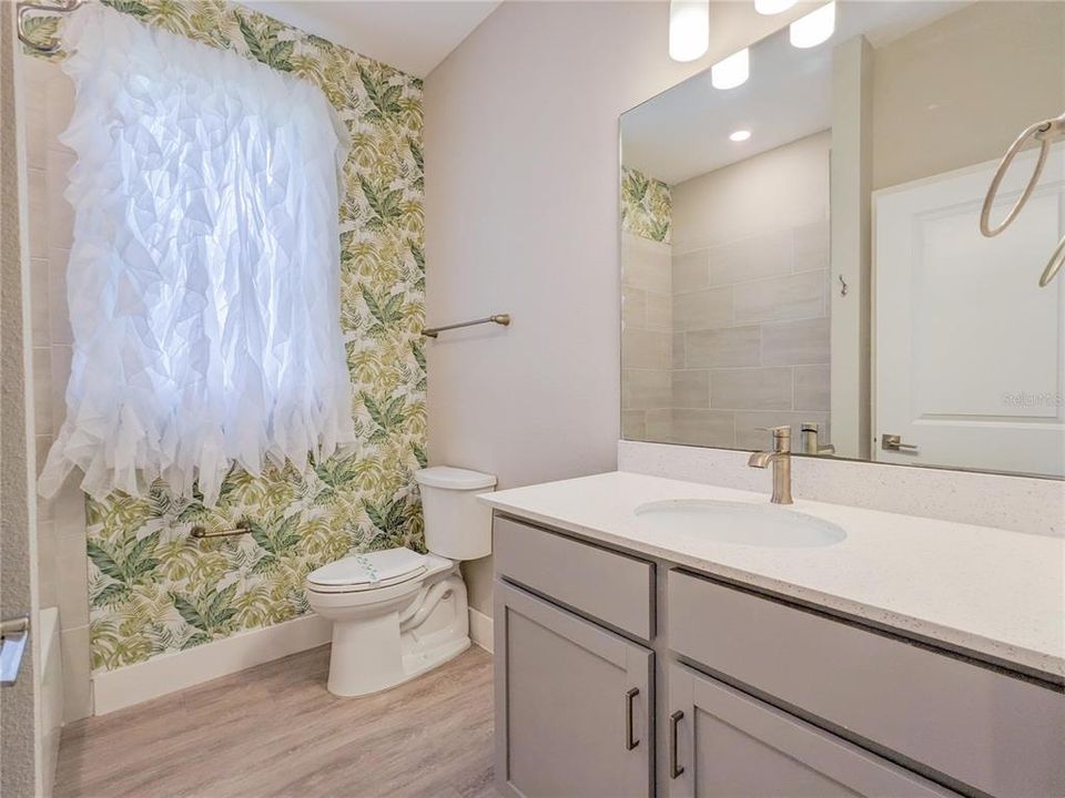 For Rent: $2,295 (3 beds, 2 baths, 1753 Square Feet)