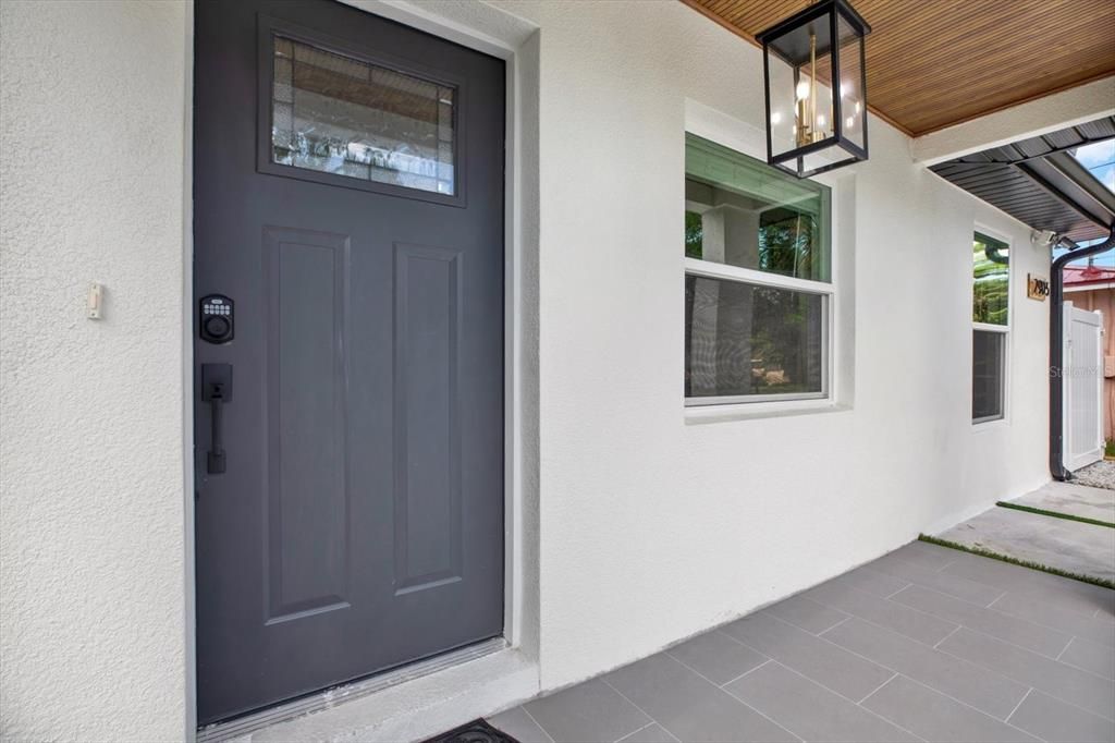 For Sale: $749,000 (4 beds, 3 baths, 1960 Square Feet)