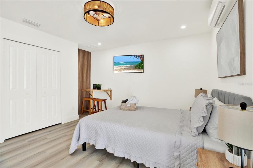 For Sale: $749,000 (4 beds, 3 baths, 1960 Square Feet)