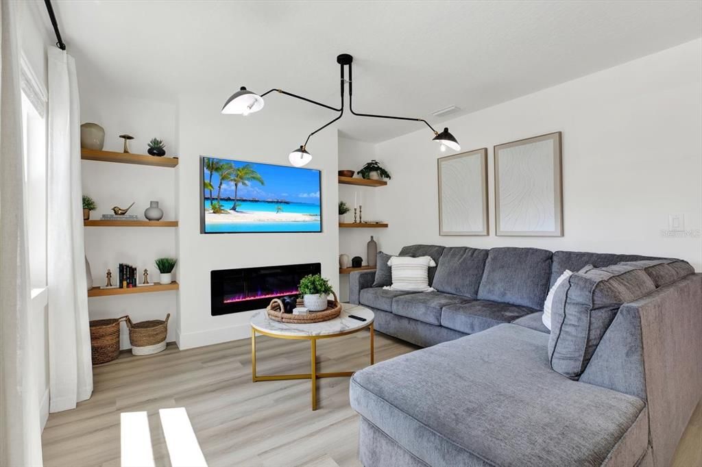 For Sale: $749,000 (4 beds, 3 baths, 1960 Square Feet)