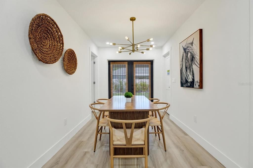 For Sale: $749,000 (4 beds, 3 baths, 1960 Square Feet)