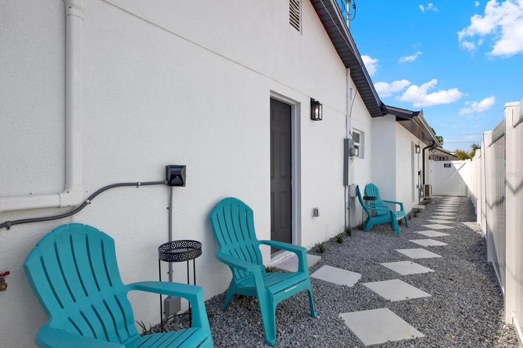 For Sale: $749,000 (4 beds, 3 baths, 1960 Square Feet)