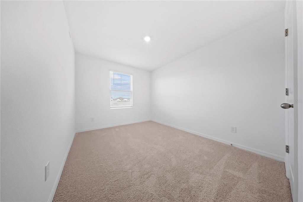 В аренду: $2,700 (3 спален, 2 ванн, 1635 Квадратных фут)