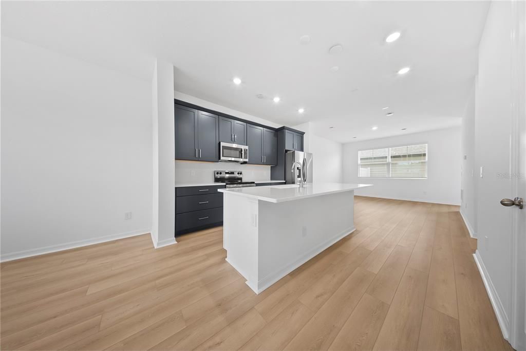 В аренду: $2,700 (3 спален, 2 ванн, 1635 Квадратных фут)