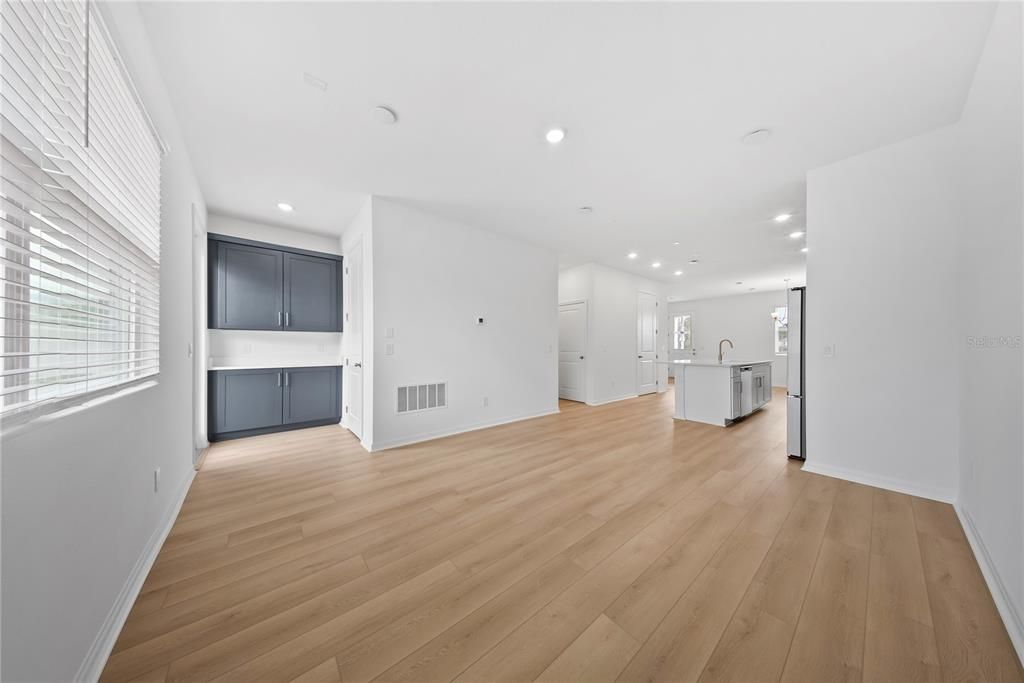 В аренду: $2,700 (3 спален, 2 ванн, 1635 Квадратных фут)