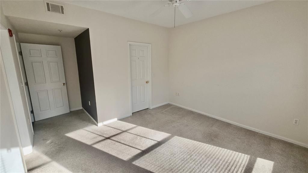 En Renta: $2,700 (3 camas, 2 baños, 1451 Pies cuadrados)