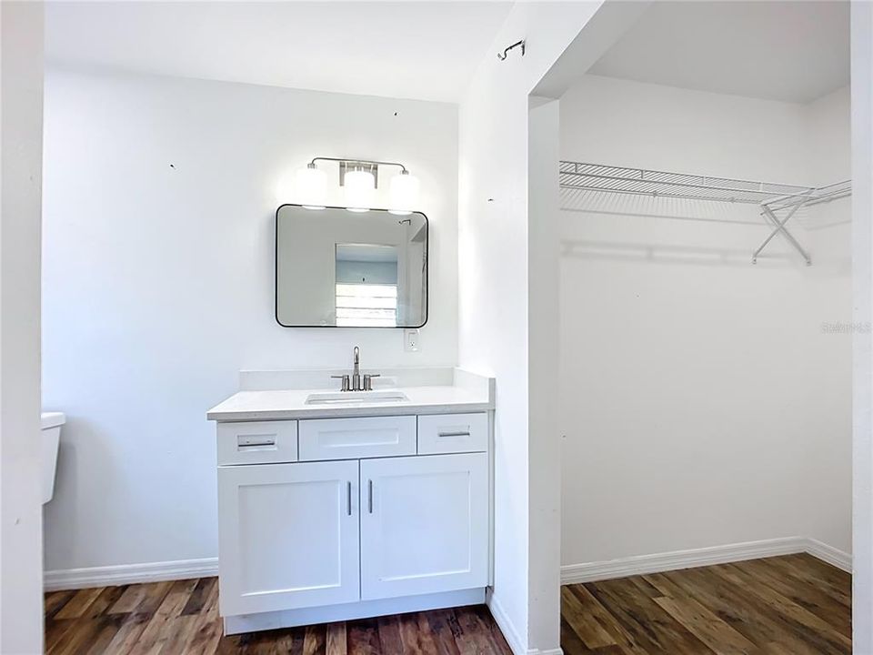 For Sale: $375,000 (3 beds, 2 baths, 1269 Square Feet)