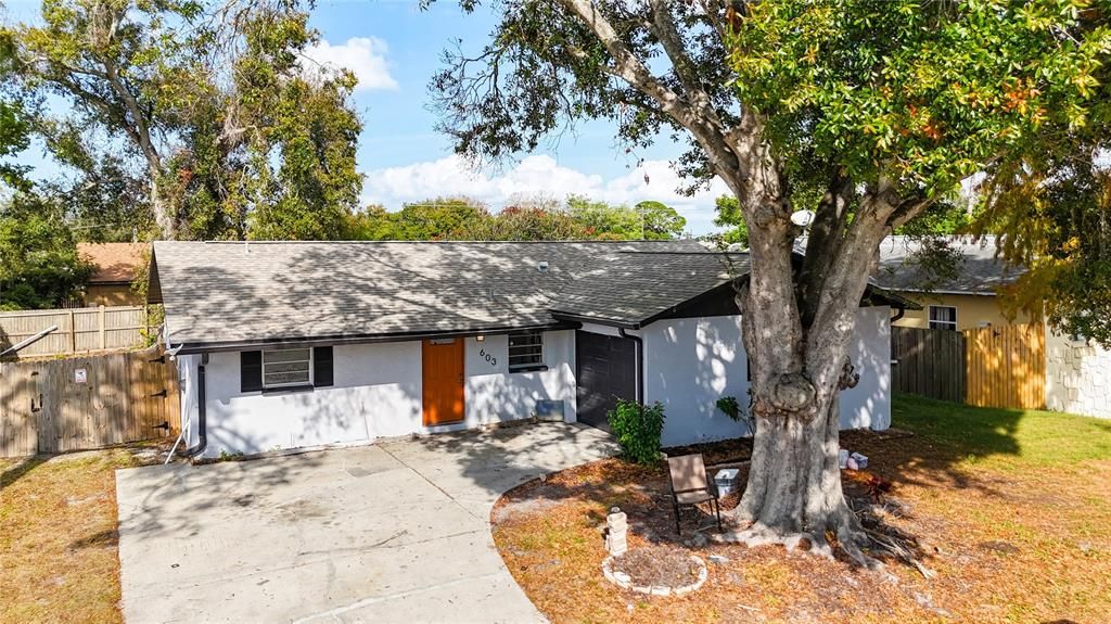 For Sale: $375,000 (3 beds, 2 baths, 1269 Square Feet)