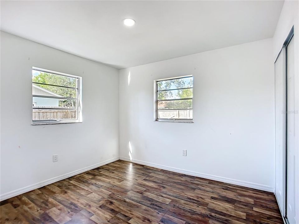 For Sale: $375,000 (3 beds, 2 baths, 1269 Square Feet)